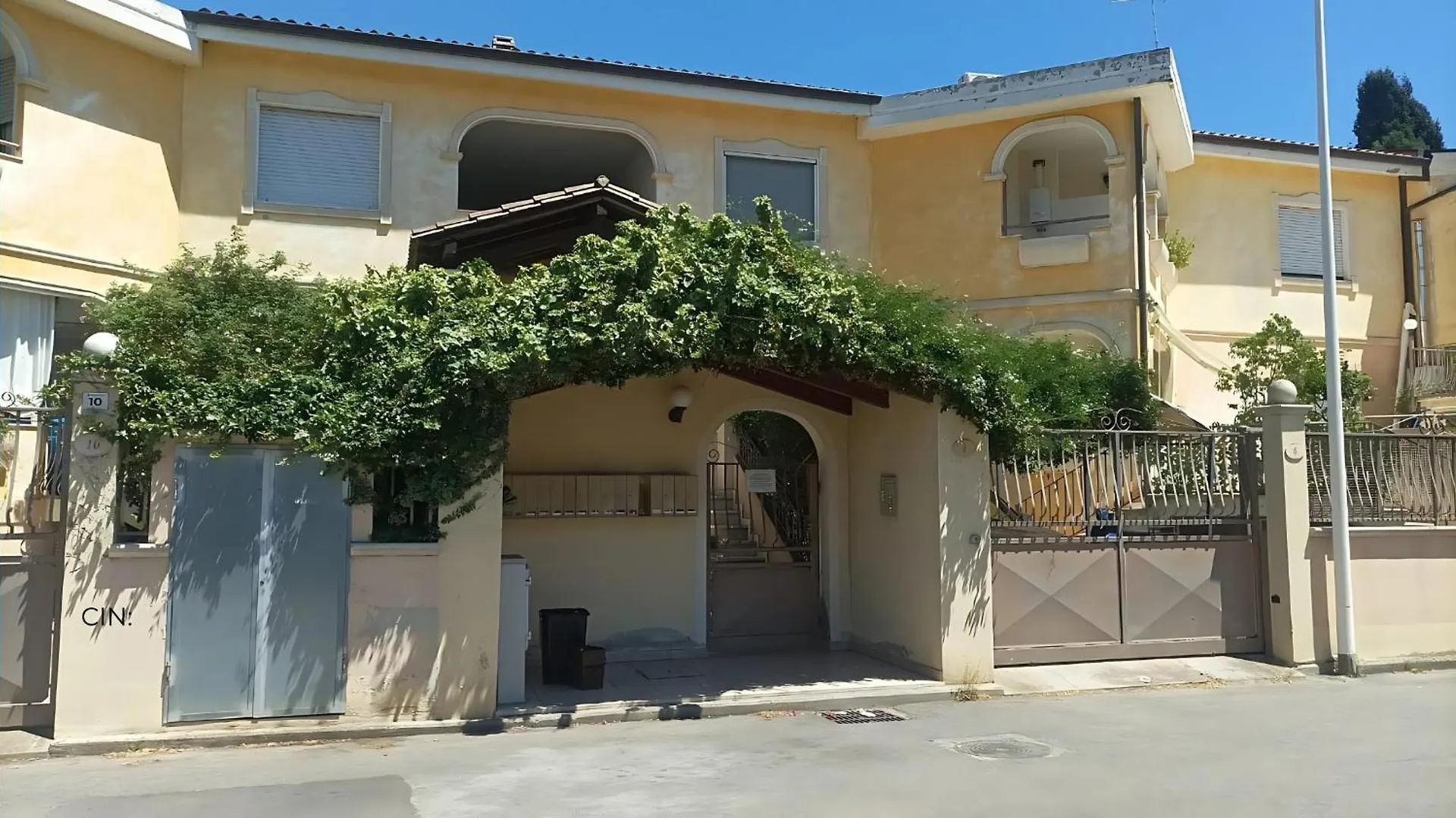 Quiet Home Pula