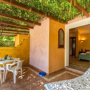 In With Swimming Pool In Santa Margherita Di Pula, 250 Meters From The Sea Aparthotel